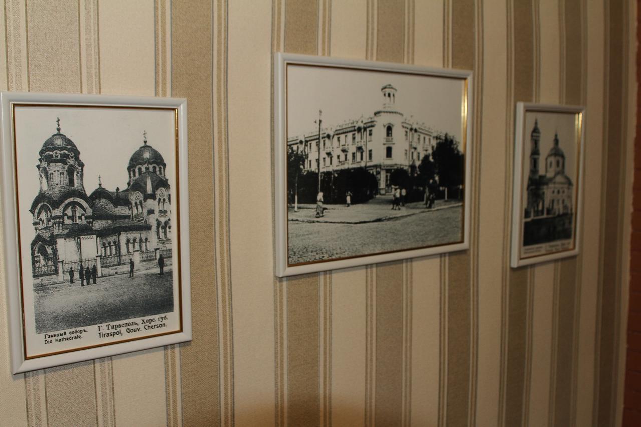 Old Tiraspol Hostel Exterior foto